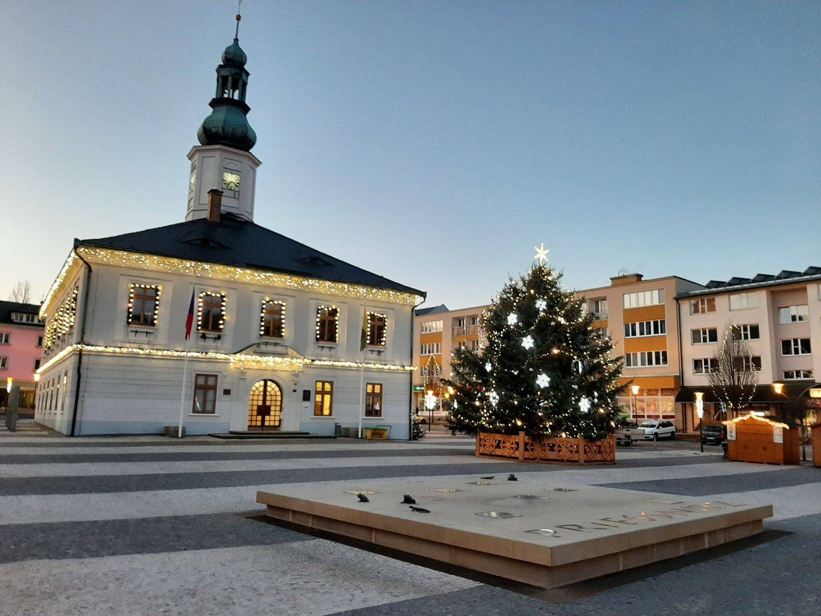 VE DNECH 23.12. - 31.12.2019 CZECH POINT NA RADNICI UZAVŘEN