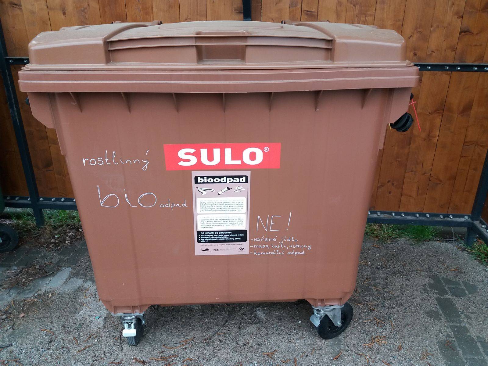 INFORMACE KE SVOZU BIOODPADŮ
