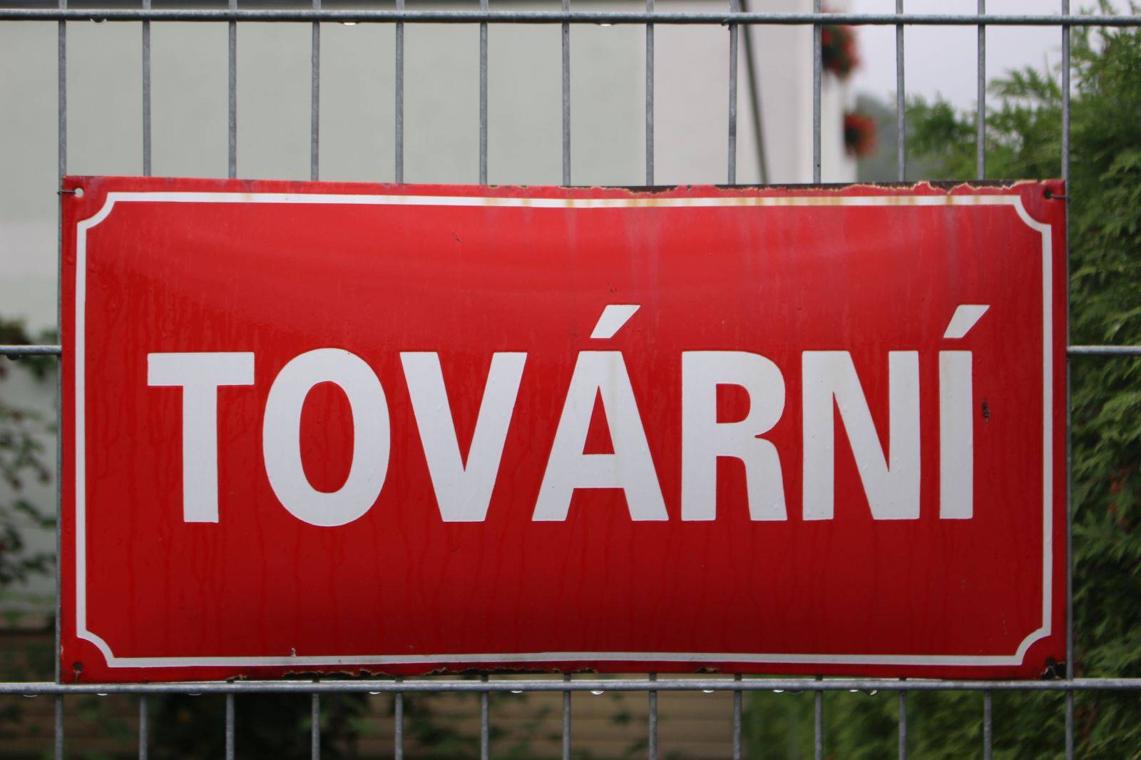 ČÁSTEČNÁ UZAVÍRKA