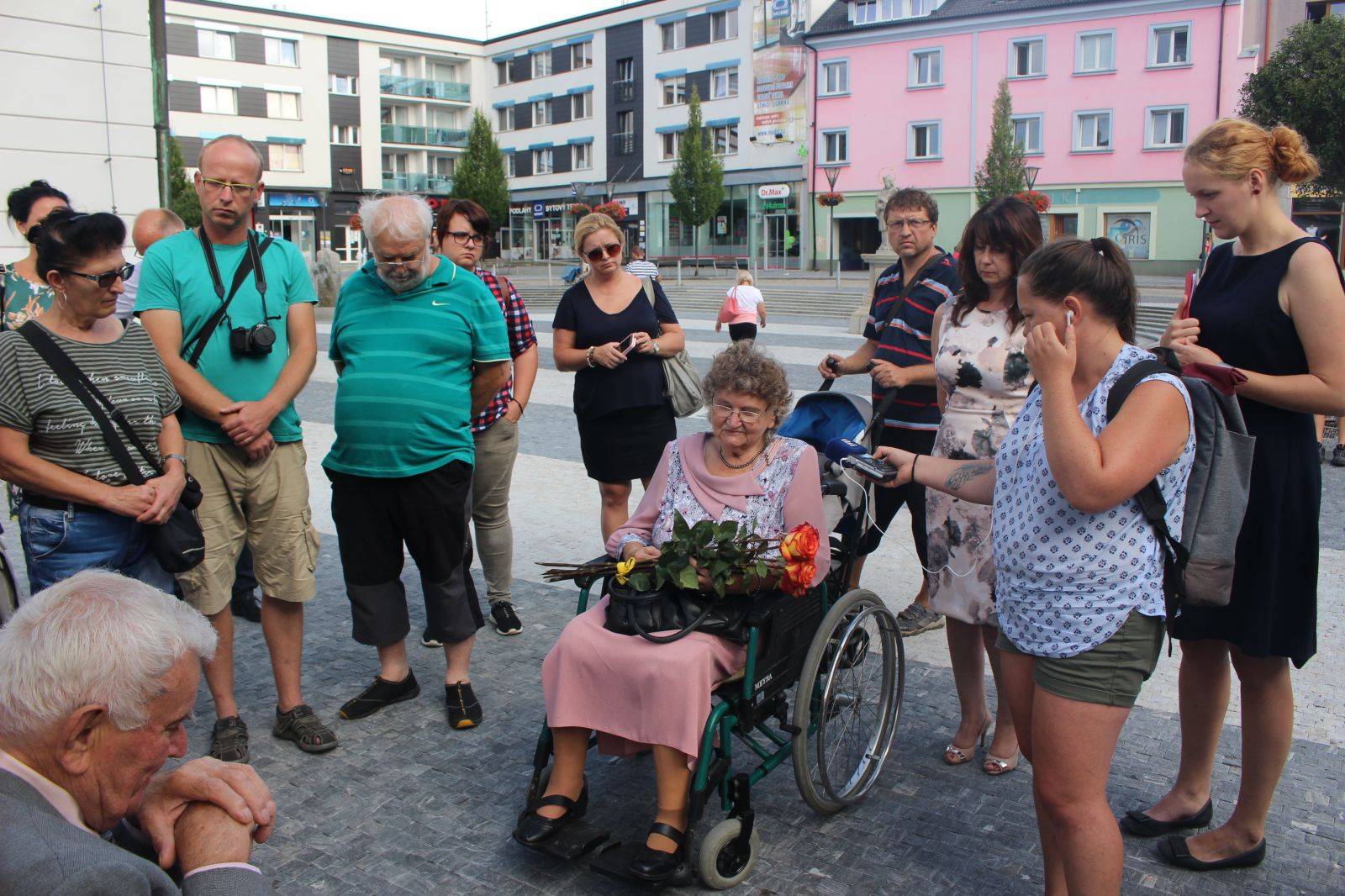VÝSTAVA PŘIBLIŽUJE OSUDY LIDÍ ZA TOTALITY