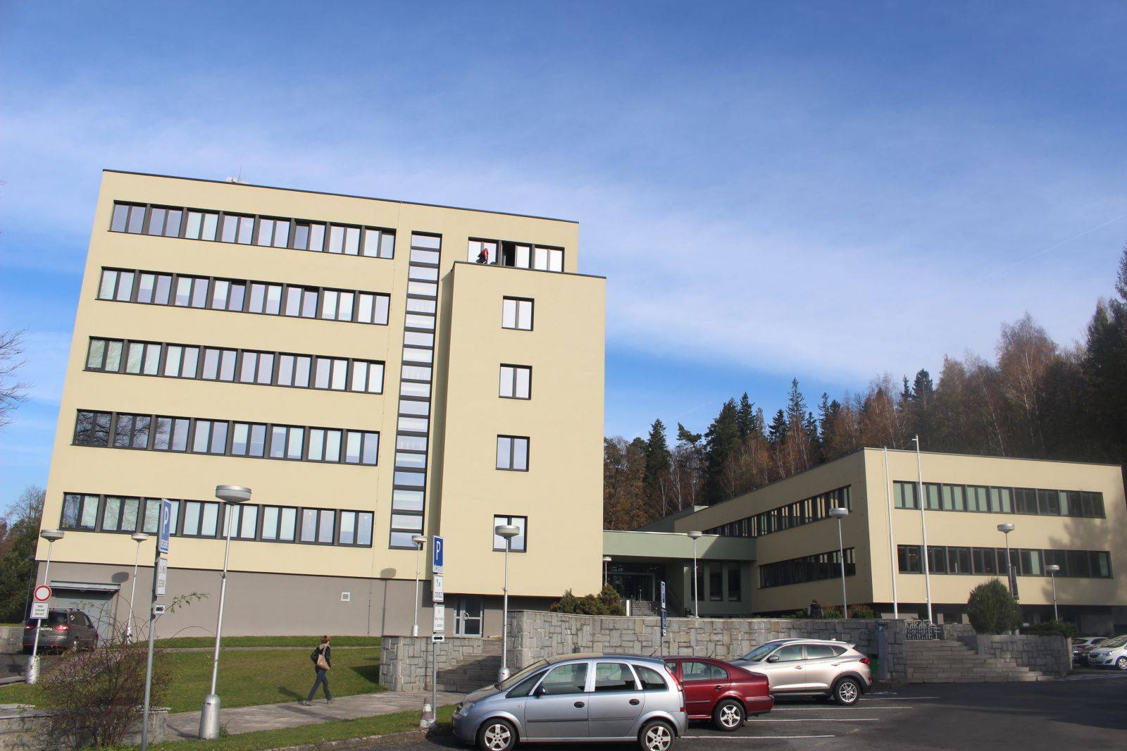 ZASEDÁNÍ ZASTUPITELSTVA