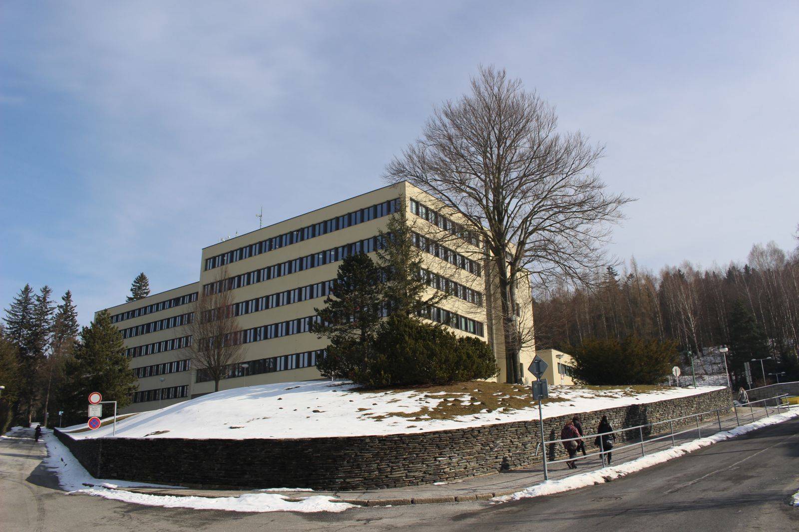 ZASEDÁNÍ ZASTUPITELSTVA
