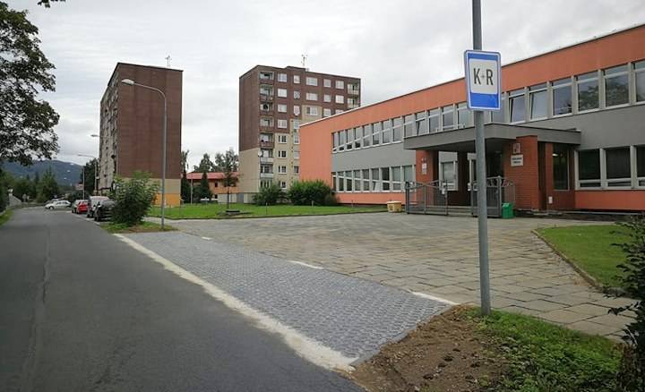 U ŠKOLY BEZPEČNĚJI