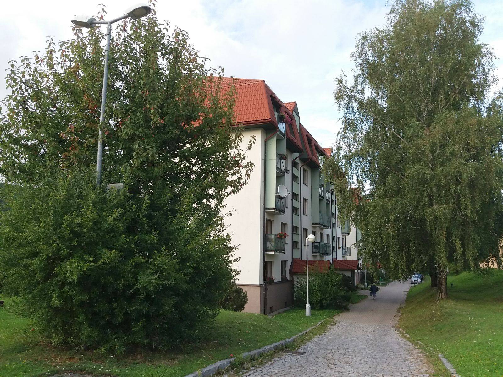 MĚSTO JEDNALO S NÁJEMNÍKY BYTŮ U KASÁREN