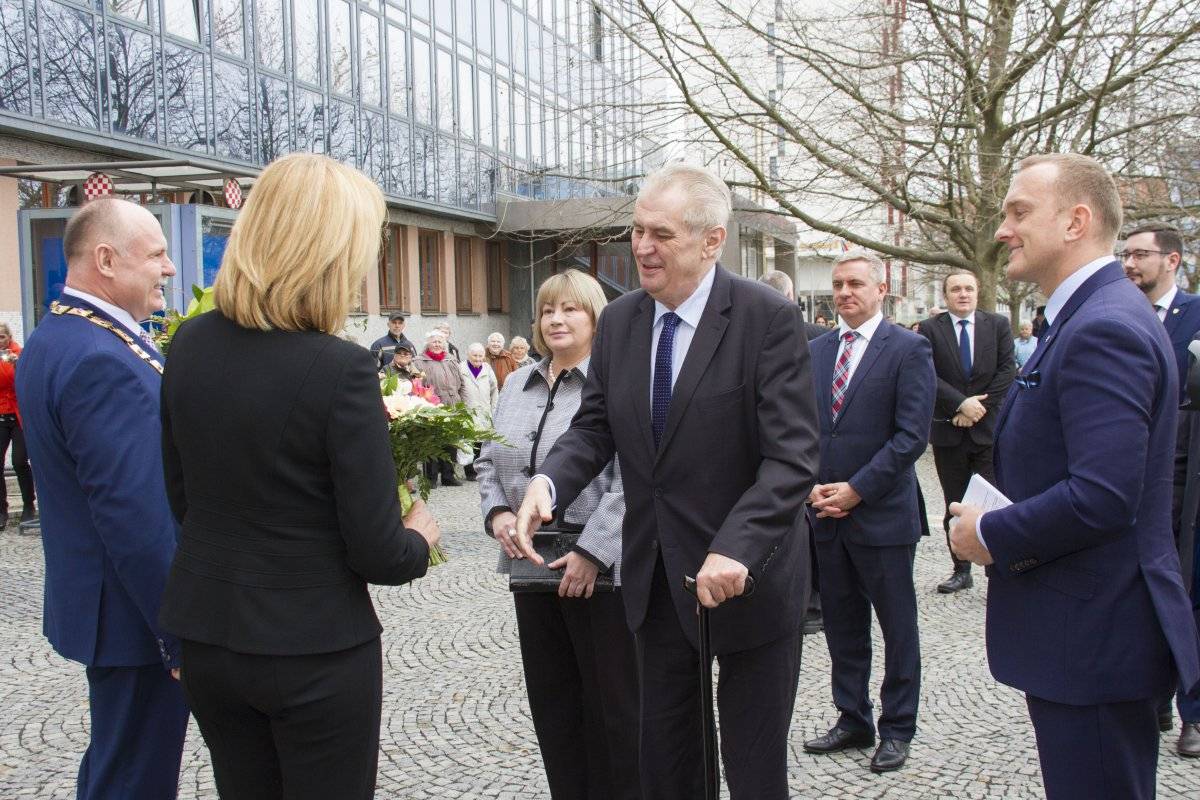 PREZIDENT ZAVÍTÁ NA JESENICKO