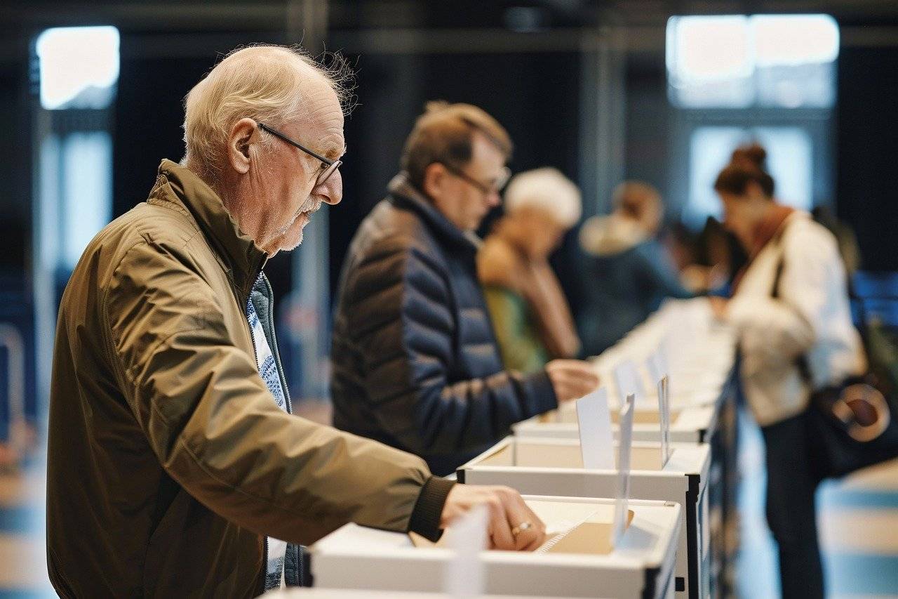 VOLEBNÍ OKRSKY A MÍSTNOSTI