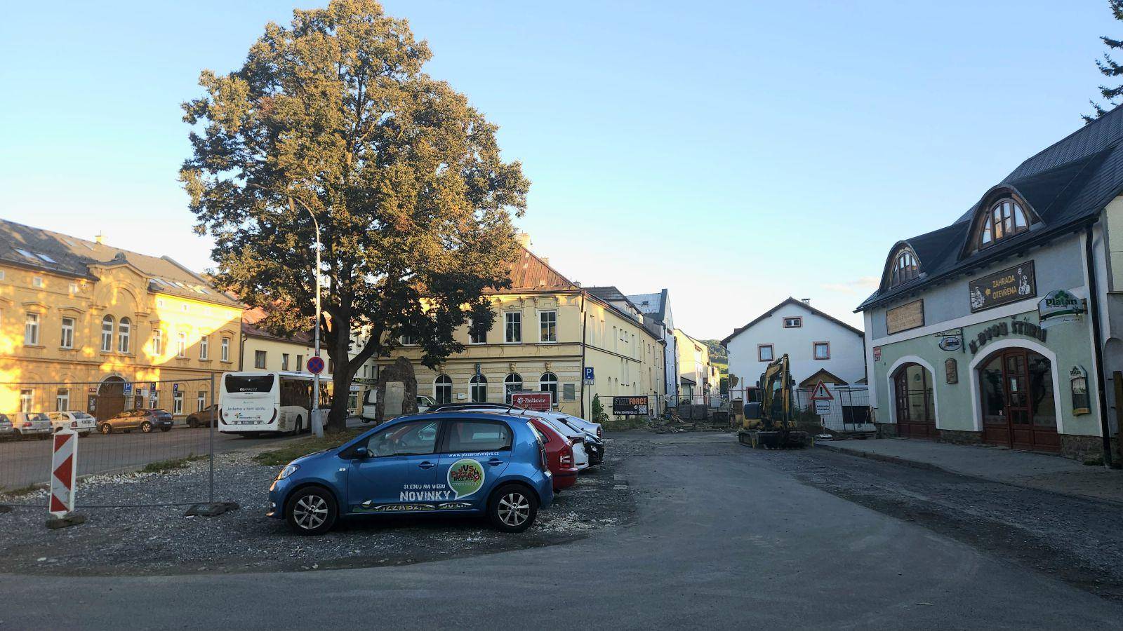 ÚPRAVY ASFALTU NA NÁM. SVOBODY