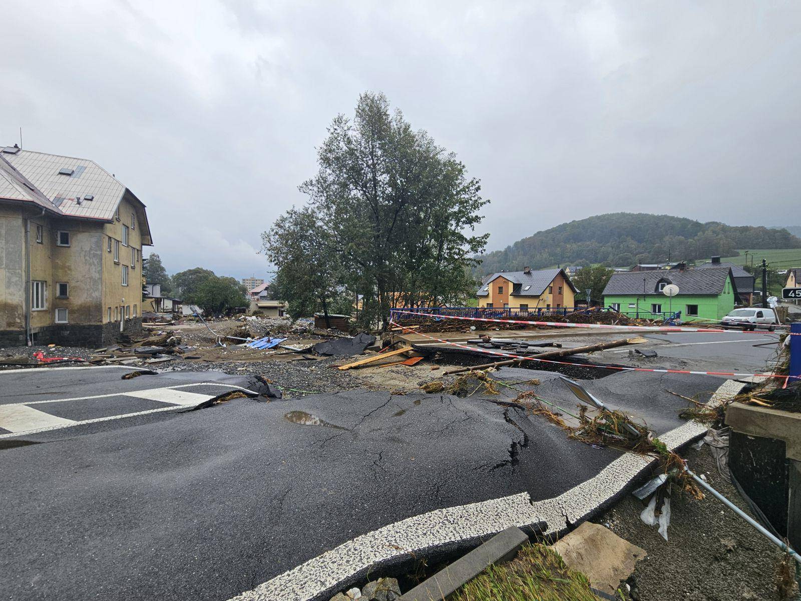 DOPRAVNÍ OMEZENÍ KVŮLI OPRAVĚ REJVÍZSKÉHO MOSTU