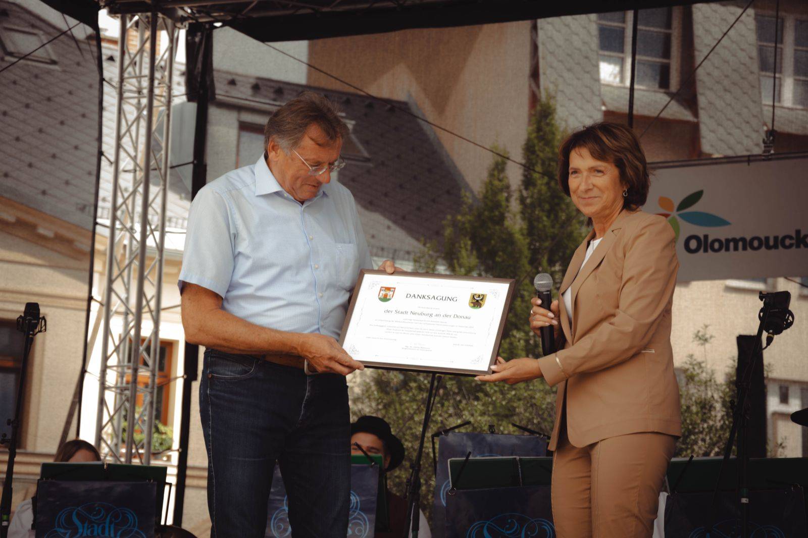 JESENÍK A NEUBURG SLAVILY 25 LET PARTNERSTVÍ