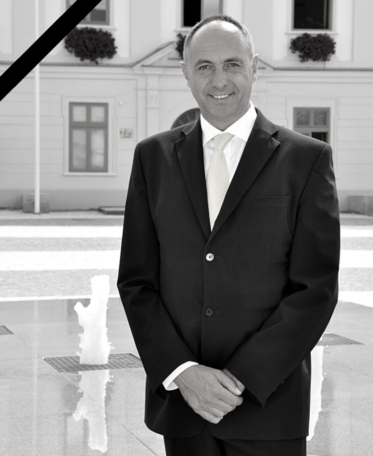 OPUSTIL NÁS BÝVALÝ STAROSTA PETR PROCHÁZKA