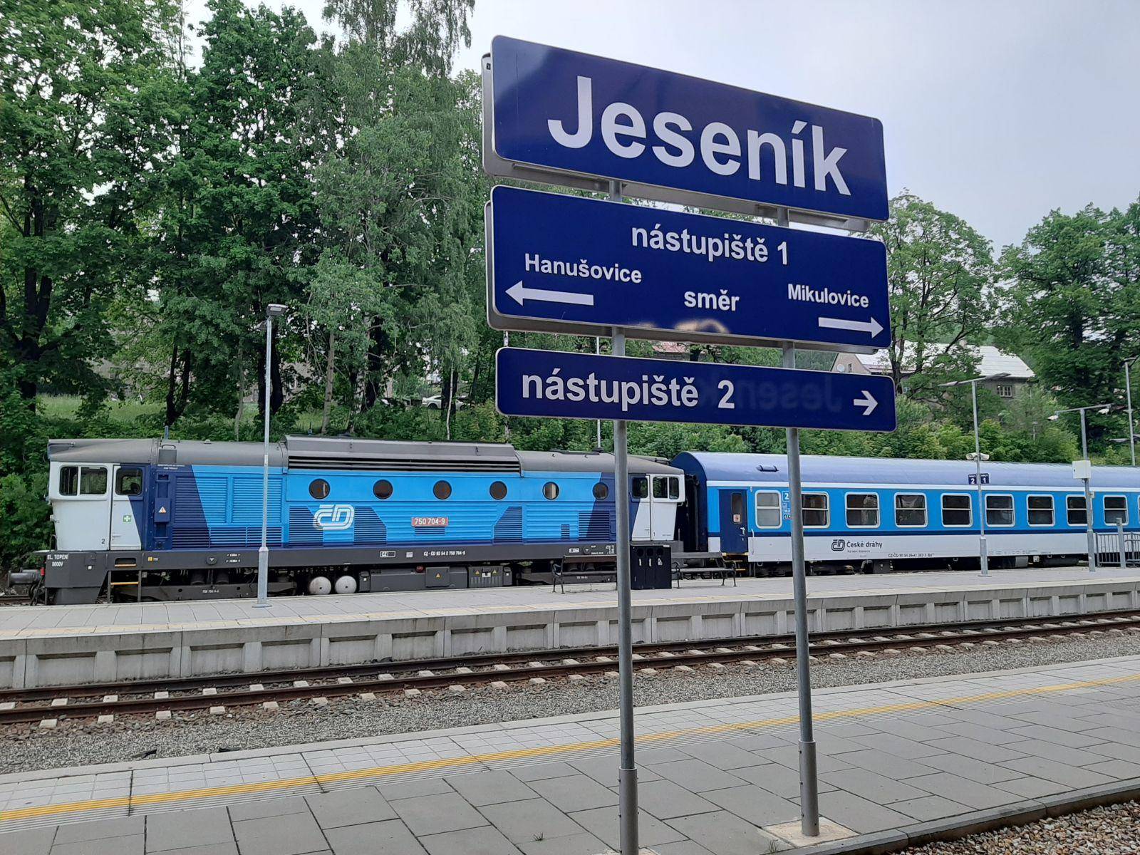 VÝLUKA NA TRATI JESENÍK - HANUŠOVICE