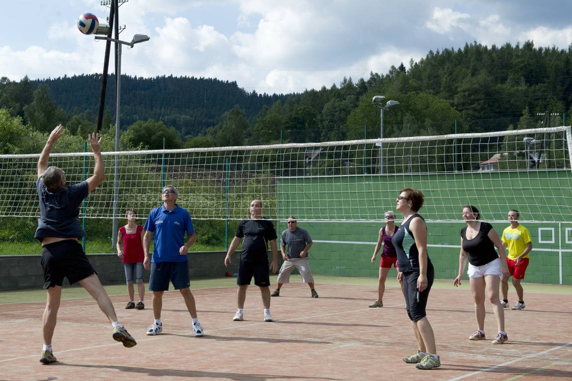 Víceúčelové hřiště Skiland Ostružná