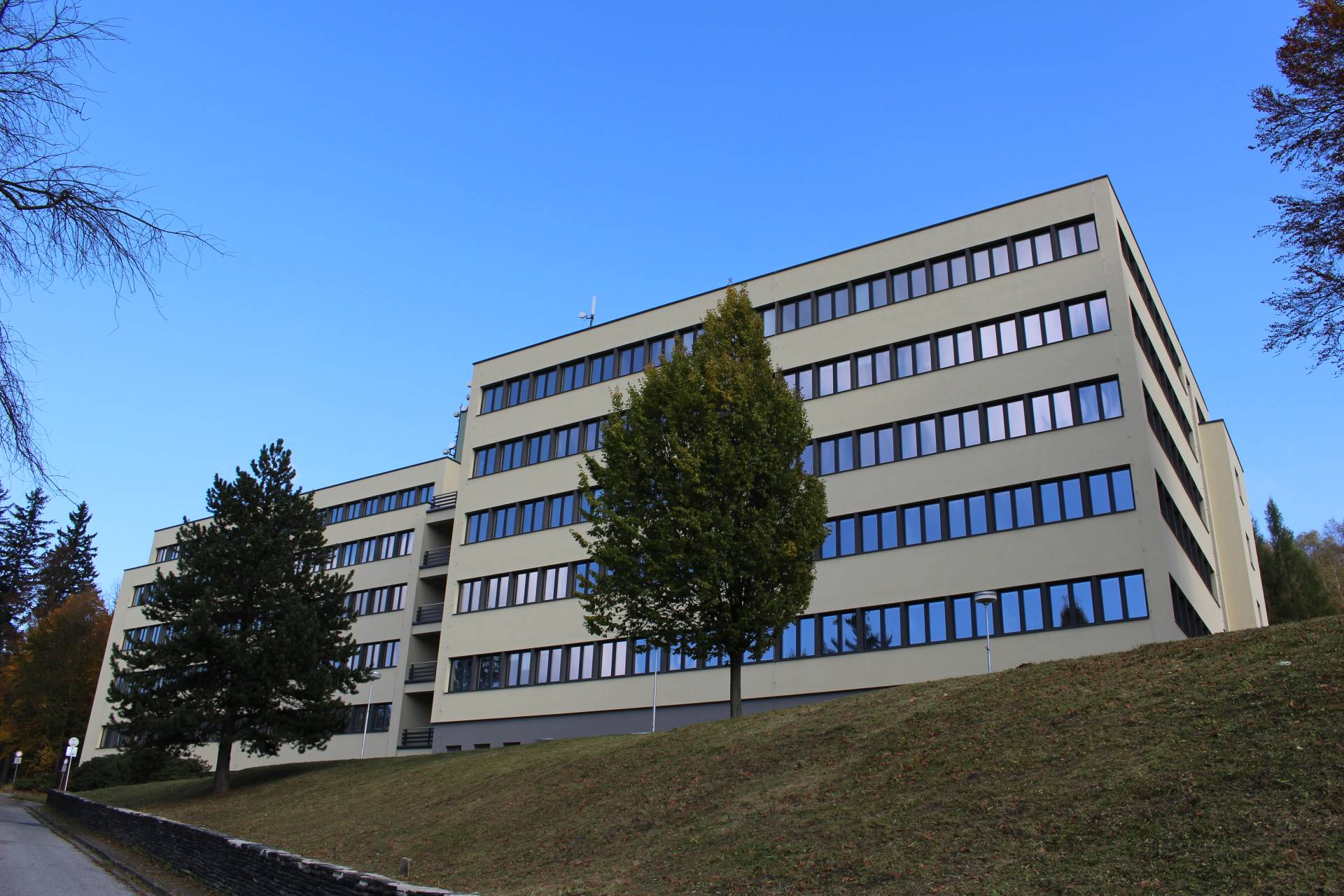 ZASEDÁNÍ ZASTUPITELSTVA