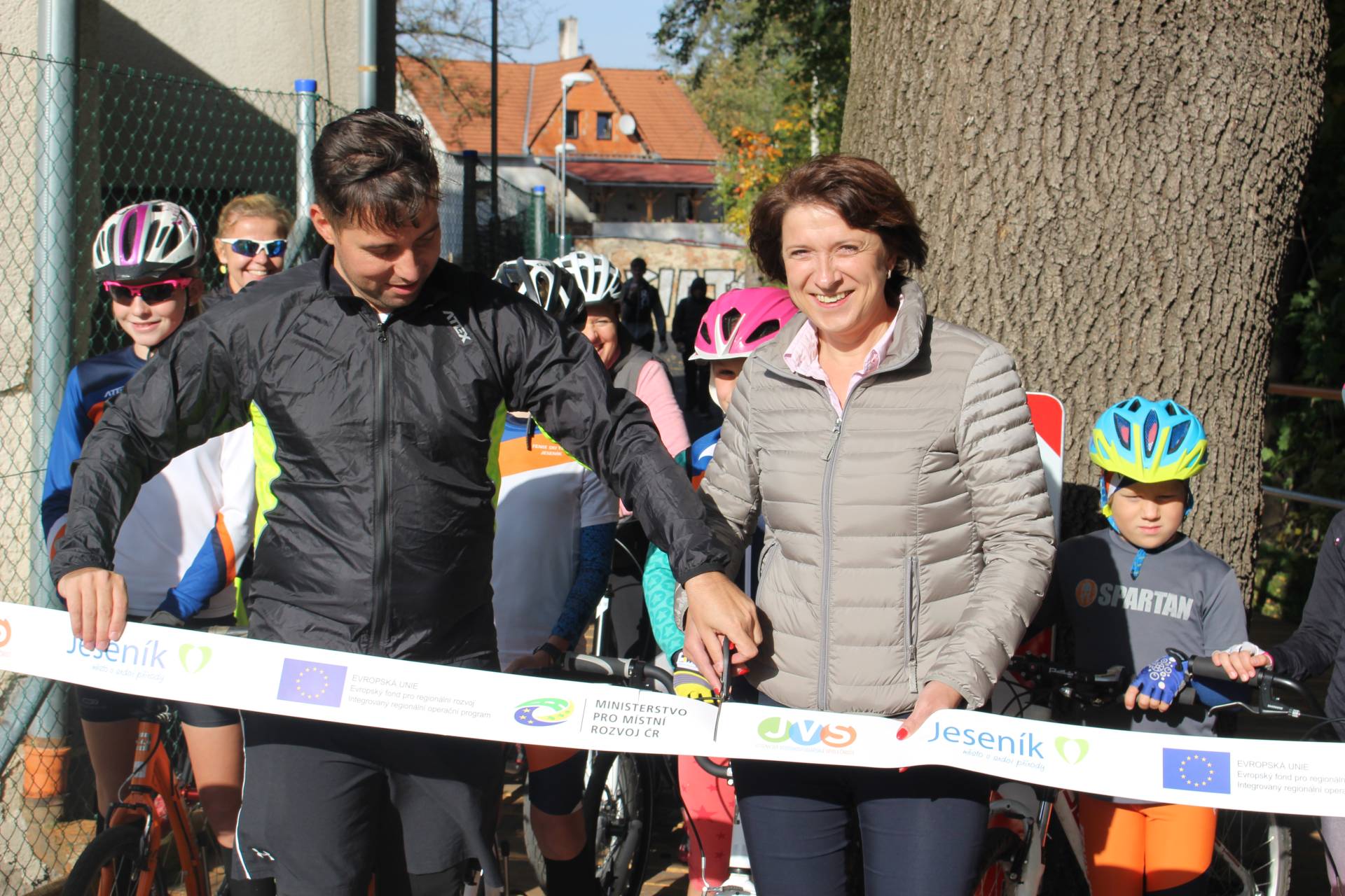 PÁTEŘNÍ CYKLOSTEZKA SLAVNOSTNĚ OTEVŘENA