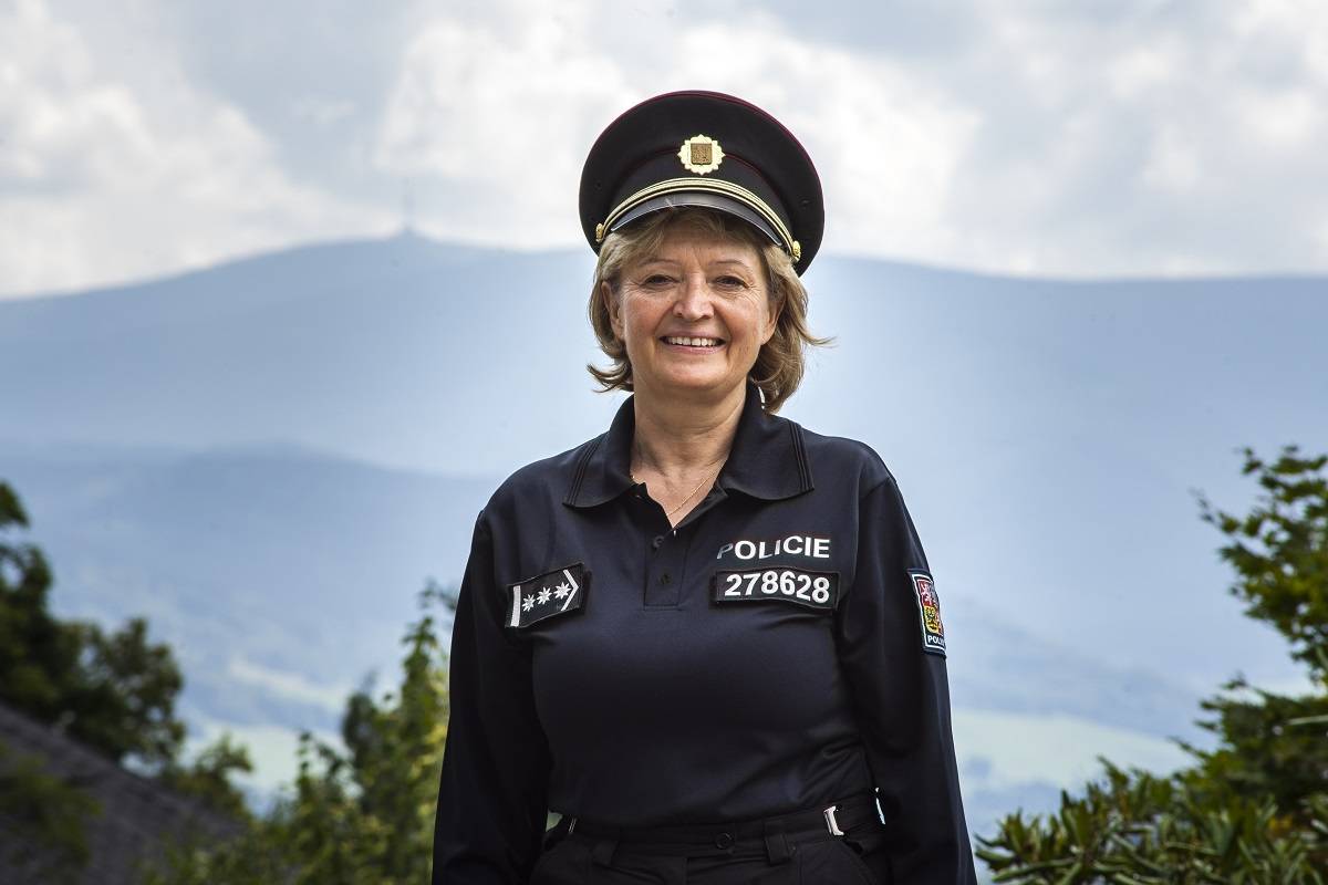 3-foto ředitelka ÚO Jeseník.jpg
