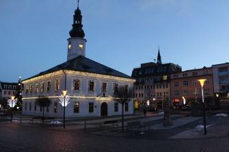 MĚSTSKÝ ÚŘAD V DOBĚ VÁNOČNÍCH SVÁTKŮ