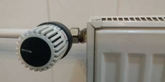 RADNICE JEDNÁ SE STAVEBNÍ BYTOVÝM DRUŽSTVEM