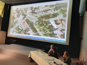 VEDENÍ MĚSTA DEBATOVALO S OBČANY O KRUHOVÉM OBJEZDU A INVESTICÍCH