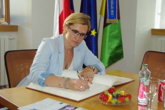 MINISTRYNĚ ZAVÍTALA DO LÁZNÍ I NA RADNICI