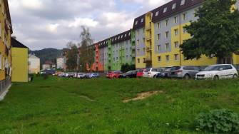 NA SÍDLIŠTI 9. KVĚTNA PROBĚHNE JIŽ ČTVRTÁ ETAPA REGENERACE
