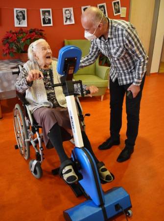 CSS MÁ SPECIÁLNÍ REHABILITAČNÍ PŘÍSTROJ MOTOMED