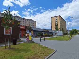 ODSTARTUJE ÚPRAVA PROSTORU PŘED PRODEJNOU NA LIPOVSKÉ