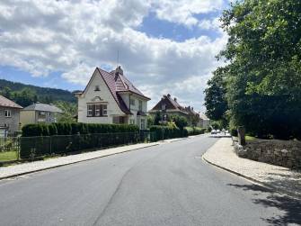 OZNÁMENÍ O ÚPLNÉ UZAVÍRCE ČÁSTI UL. DITTERSDORFOVA