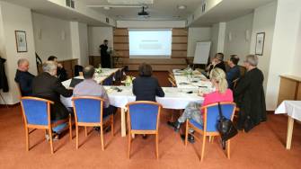 SNÍDANĚ SE STAROSTKOU A PODNIKATELI – SETKÁNÍ O ROZVOJI JESENÍKU A VZÁJEMNÉ PODPOŘE