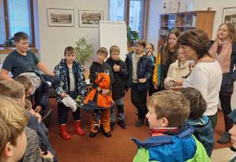RADNICI NAVŠTÍVILI ŠKOLÁCI Z BOŽENY NĚMCOVÉ